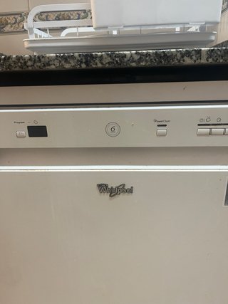 Lavavajillas Whirlpool en buen estado