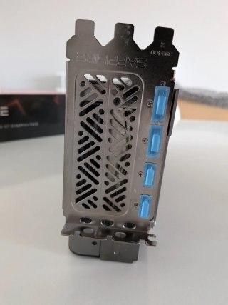 Sapphire Nitro+ RX 7800 XT Tarjeta Gráfica