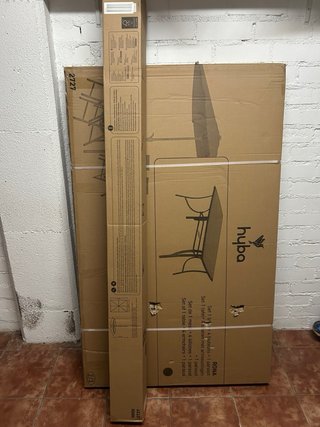 Conjunto mesa y sombrilla exterior