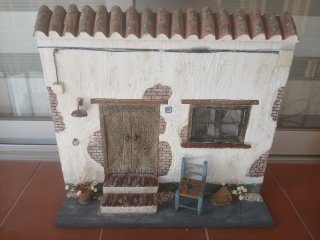 Fachada casa antigua miniatura