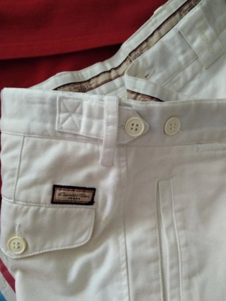 Bermudas Emidio Tucci caballero blancas