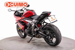 TRIUMPH DAYTONA 660