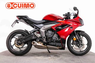 TRIUMPH DAYTONA 660