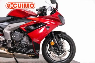 TRIUMPH DAYTONA 660