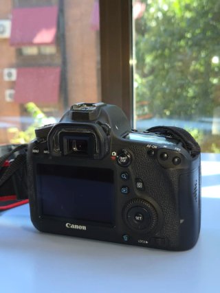 Canon EOS 6D + 2 objetivos