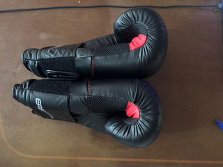 Guantes Boxeo Outshock Negro 14oz Decathlon