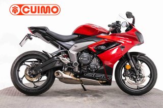 TRIUMPH DAYTONA 660
