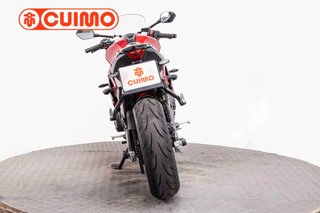 TRIUMPH DAYTONA 660