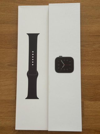 Apple Watch SE 44mm Space Gray
