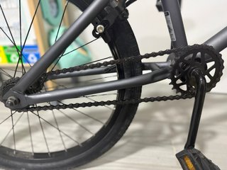 BMX Wolfbike Gris Casi Nueva