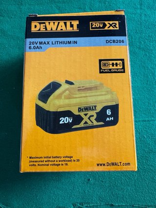 Chave de Impacto DeWalt DCF922 + Bateria T151