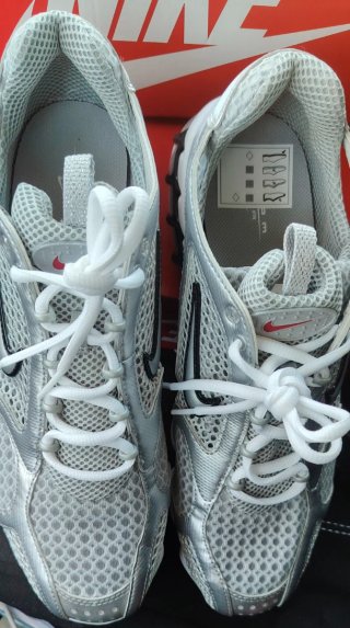Nike Air Spiridon Cage 2 T.45( regalo calcetin )