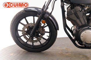 YAMAHA XV 950