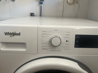 Lavadora Whirlpool como nueva.