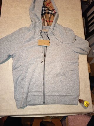 Sudadera Burberry con cremallera