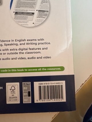 English File 5th Edition B1. Student's Book and...