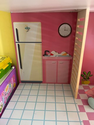 Casa de muñecas Barbie con accesorios