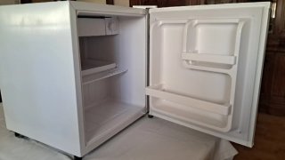 Mini Nevera Blanca
