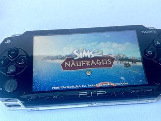 Sony PSP 1004 Negra + Cargador Original