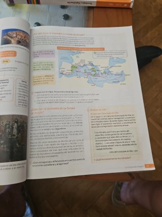 Geografía e Historia, 4 Secundaria, Comunidad d...