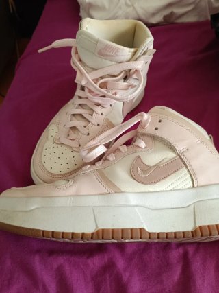 Nike Semibota Rosa y Blanco