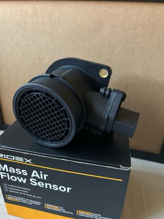 Caudalímetro RIDEX 3926A0110 NUEVO Audi TT 8N