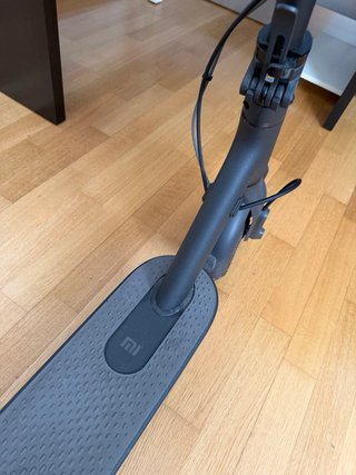 Xiaomi Mi Electric Scooter Essential