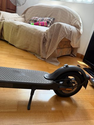 Xiaomi Mi Electric Scooter Essential