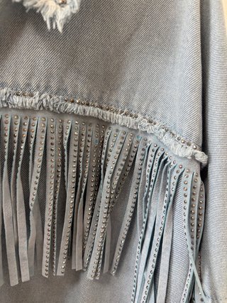 Chaqueta denim vaquera azul Zara flecos talla XS