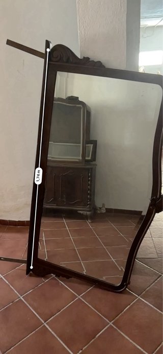 Espejo antiguo de madera y cristal