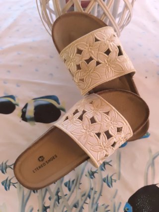 Chanclas ETEREOS SHOES verano beige