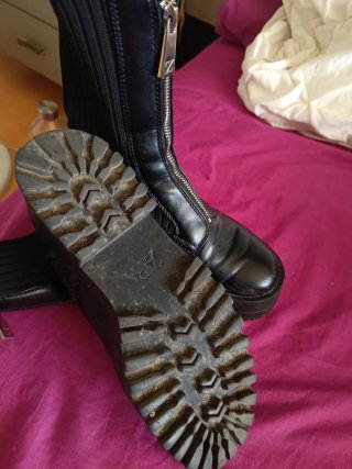 Botas negras plataforma elástico acanalado