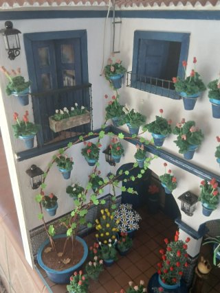 Patio Andaluz Miniatura dettagliato