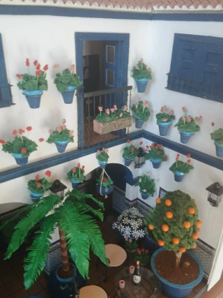 Patio Andaluz Miniatura dettagliato