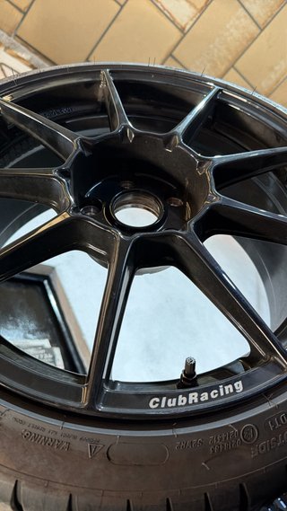 Llantas Club Racing 18 Hyundai