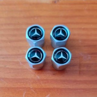 Pack 4 Uds tapón válvula rueda con logo Mercedes.