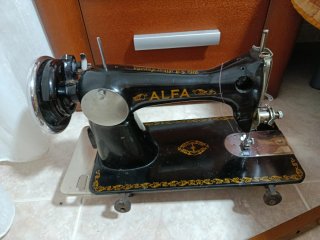 Máquina de coser Alfa S.A. Gibral España