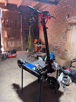Kukirin patinete eléctrico