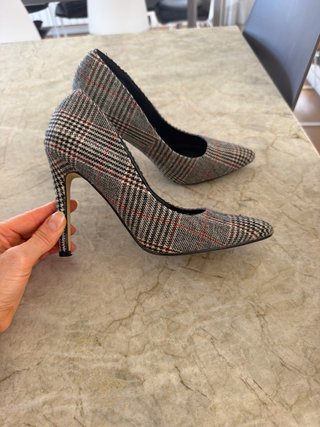 Zapatos de tacón Mary Paz talla 38