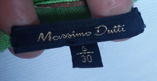 Jersey Massimo Dutti cuello pico verde