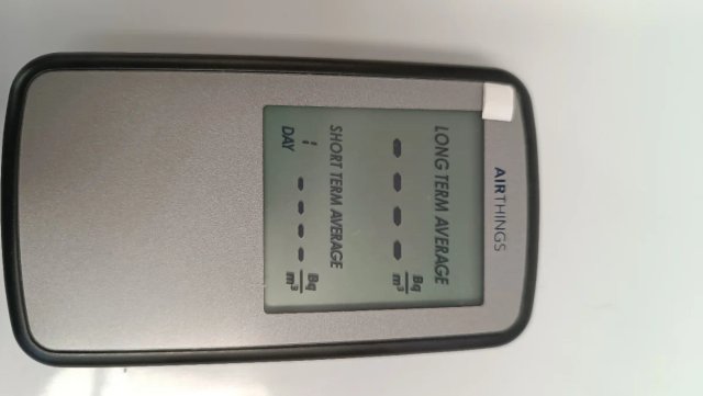 Airthings Corentium Home - E6S9465