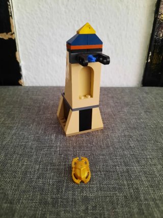 Lego 7325 La Estatua de la Cobra Maldita.