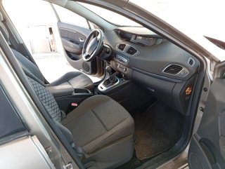 Renault Grand Scenic 2012