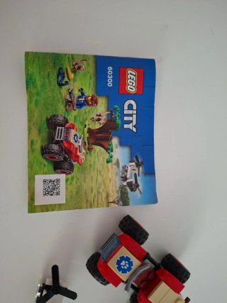Parte Lego City 60300 con Instrucciones