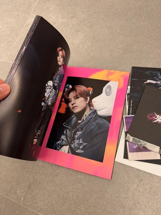 Stray Kids Rock Star Album CD Photobook 2023 JYP