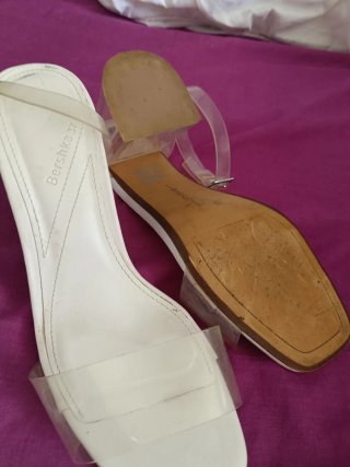 Sandalias Bershka tacón transparente