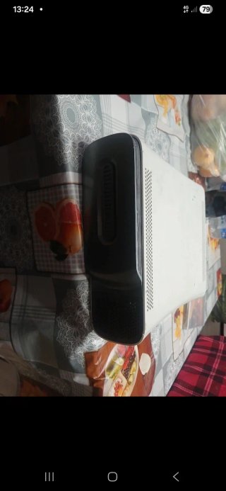 Xbox 360 Console Bianca