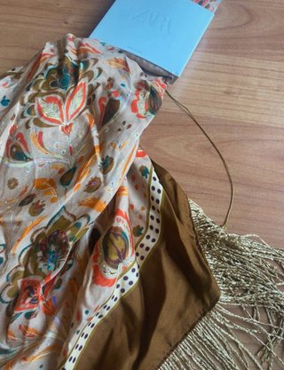 Pañuelo Zara estampado viral Nuevo con etiquetas