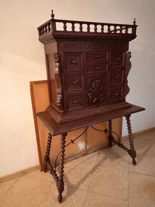 Mueble de madera escritorio antiguo