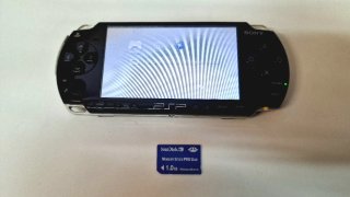 Consola Sony PSP Negra + 3 Juegos + Cargador